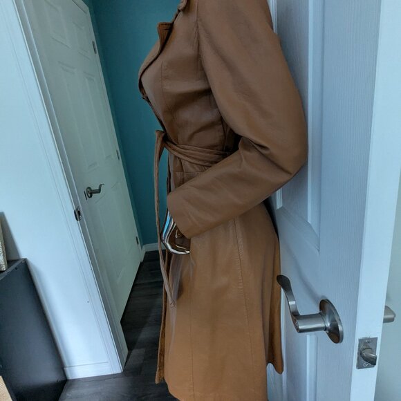 Vintage leather coat from Angola pre season sale - Picture 5 of 9